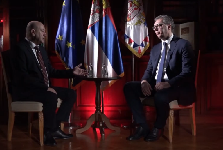 Oglasio se Vučić o optužbama za “Sarajevo safari”: Nisam ni pucao ni ubijao (VIDEO) Oglasio se Vučić o optužbama za “Sarajevo safari”: Nisam ni pucao ni ubijao (VIDEO)