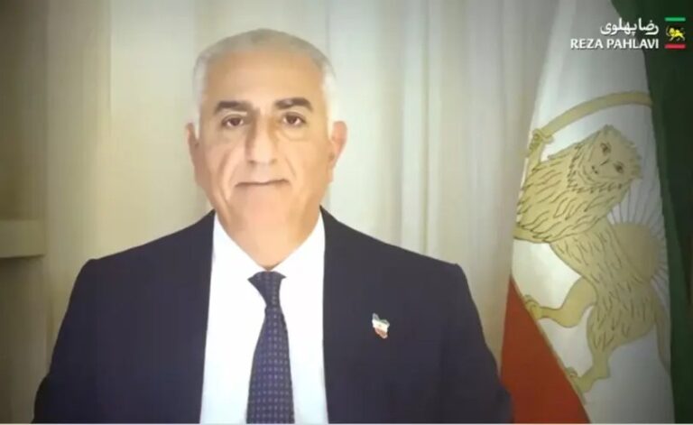 Reza Pahlavi: Spremite se za zauzimanje gradova, spremam se za povratak Reza Pahlavi: Spremite se za zauzimanje gradova, spremam se za povratak