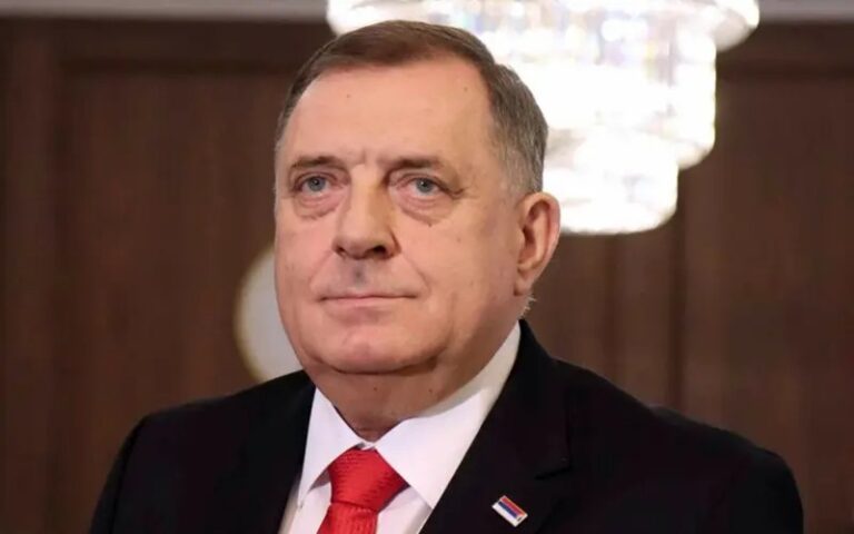 Dodik po starom: „BiH je slomljena država i nema razloga da postoji“ Dodik po starom: „BiH je slomljena država i nema razloga da postoji“