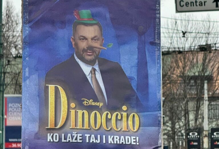 Demonstranti odbili razgovor s Elmedinom Konakovićem, uputili mu javni zahtjev Demonstranti odbili razgovor s Elmedinom Konakovićem, uputili mu javni zahtjev