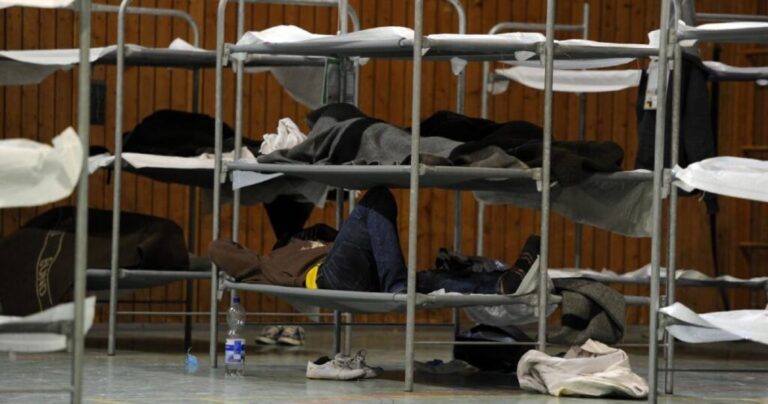 Zbog Huse iz BiH u Njemačkoj mijenjaju sistem socijalne pomoći Zbog Huse iz BiH u Njemačkoj mijenjaju sistem socijalne pomoći