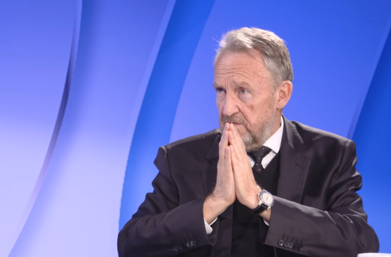 Izetbegović: Turci ne investiraju u BiH, ali ćete ih uvijek naći na Alijinom mezaru Izetbegović: Turci ne investiraju u BiH, ali ćete ih uvijek naći na Alijinom mezaru