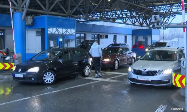 Na granici EU zaplijenjeno 39.100 cigareta kod putnika u autobusu iz BiH Na granici EU zaplijenjeno 39.100 cigareta kod putnika u autobusu iz BiH