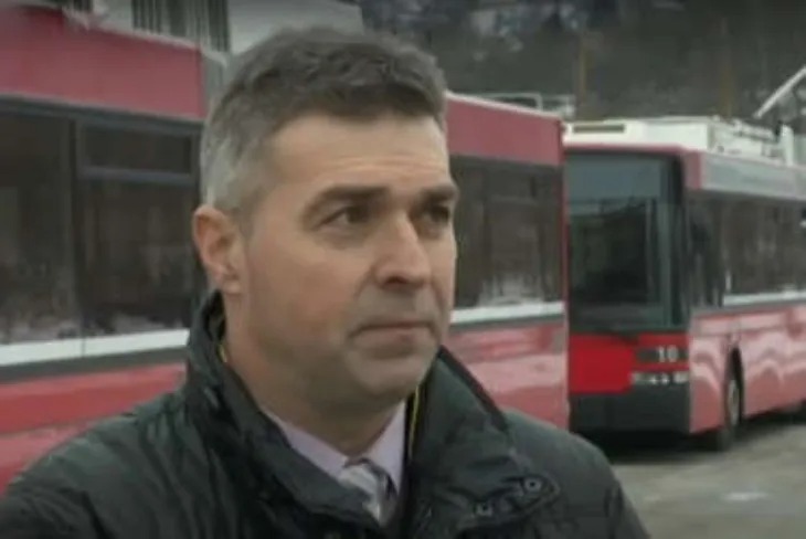 Mladi u Sarajevu traže ostavku direktora GRAS-a Senada Mujagića Mladi u Sarajevu traže ostavku direktora GRAS-a Senada Mujagića