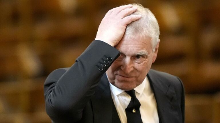 Evo za šta se tereti uhapšeni bivši princ Endru Evo za šta se tereti uhapšeni bivši princ Endru