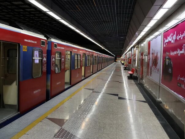 Iran priprema skloništa za 2,5 miliona stanovnika Teherana Iran priprema skloništa za 2,5 miliona stanovnika Teherana