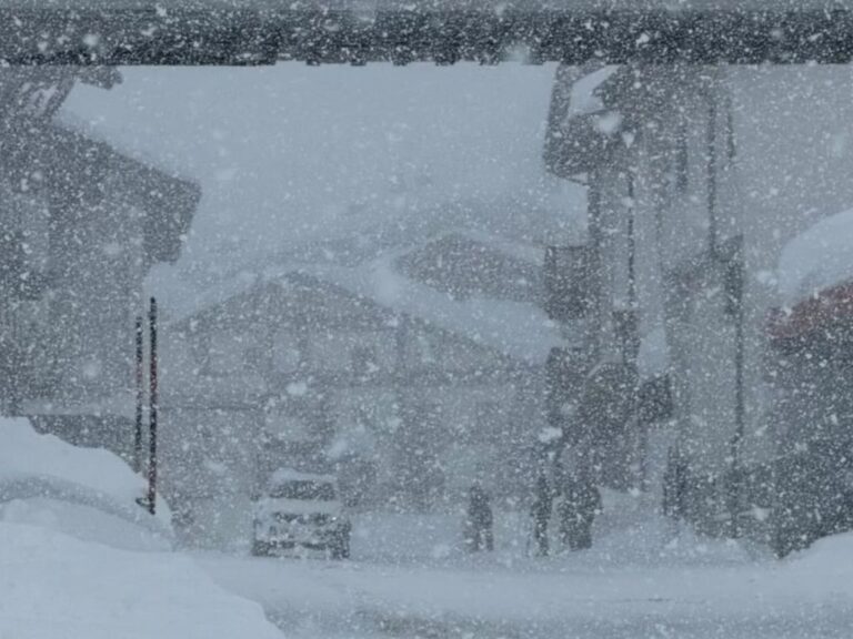 Snježna oluja paralizovala Austriju, stižu dramatični izvještaji Snježna oluja paralizovala Austriju, stižu dramatični izvještaji