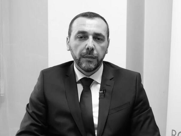 U Banjoj Luci pronađeno beživotno tijelo Sedina Mešinovića, šefa sektora u UIO BiH U Banjoj Luci pronađeno beživotno tijelo Sedina Mešinovića, šefa sektora u UIO BiH