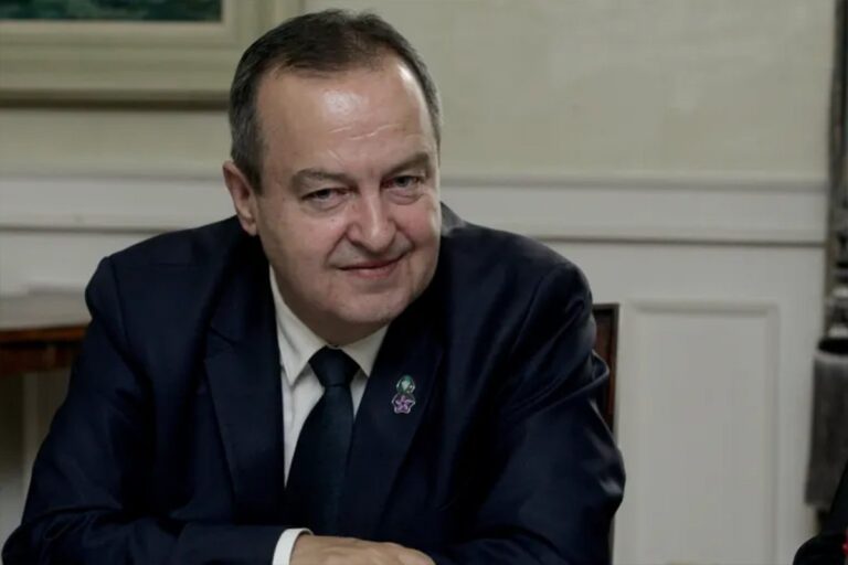 Ivica Dačić se oglasio iz bolnice: “Vratio sam se, živote”