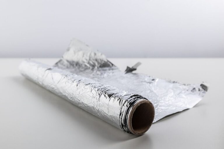 Sipajte dvije kašike sirćeta na foliju i riješite se muka Sipajte dvije kašike sirćeta na foliju i riješite se muka