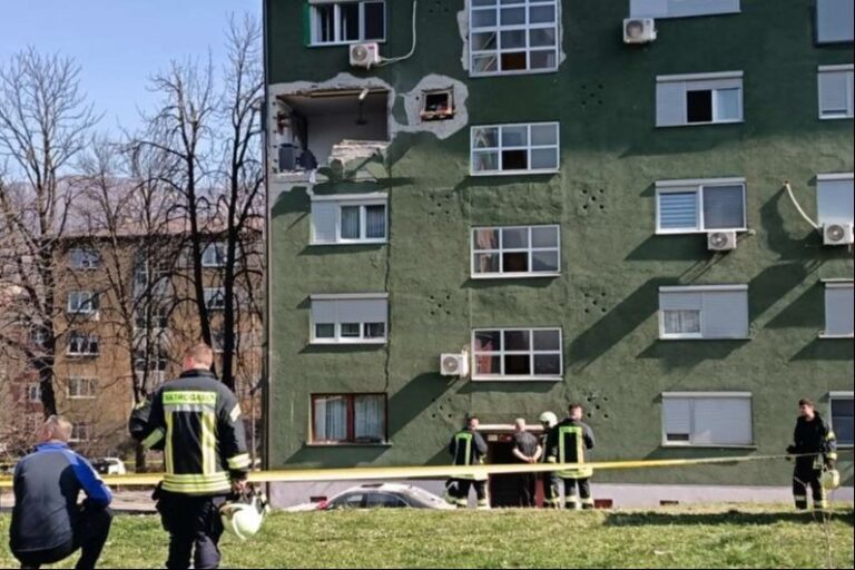 Eksplozija plinske boce u Zenici: Teško povrijeđeni supružnici Begović Eksplozija plinske boce u Zenici: Teško povrijeđeni supružnici Begović