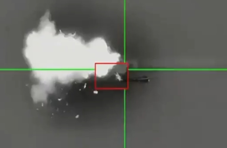 Iran objavio snimak: “Srušili smo moćan američki dron” Iran objavio snimak: “Srušili smo moćan američki dron”