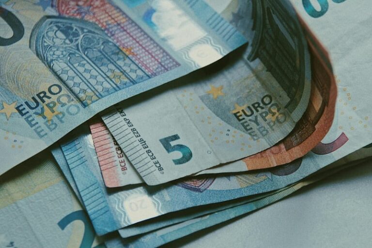 Dobra vijest za bh. dijasporu: Novac iz EU u BiH sada stiže za nekoliko sekundi