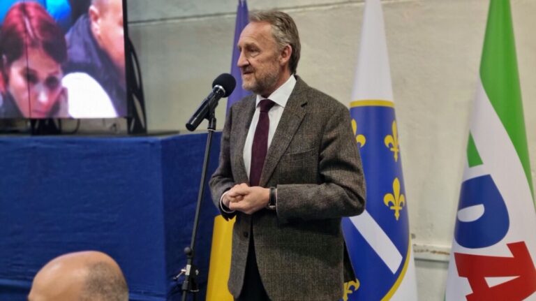 Izetbegović u Tešnju: Ne ide dobro ovoj vlasti, svjesni su toga i oni i narod