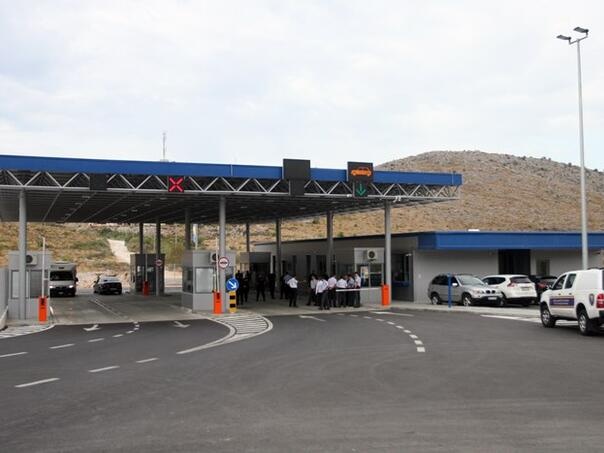 Ovo ne smijete uraditi na granici: Primjer iz BiH je skupo plaćen Ovo ne smijete uraditi na granici: Primjer iz BiH je skupo plaćen