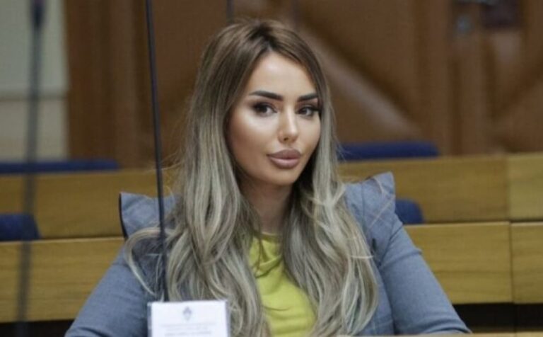 Nikolina Šljivić ostala bez fotelje Nikolina Šljivić ostala bez fotelje