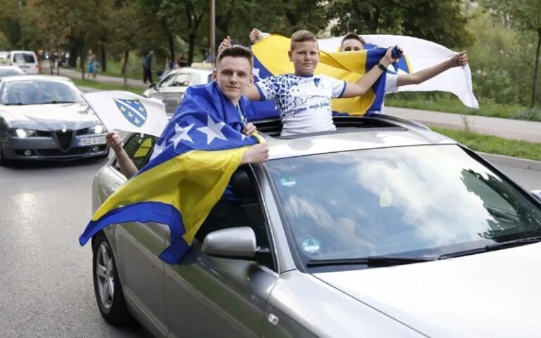 Zenica: Besplatan parking za navijače na utakmici BiH – Italija