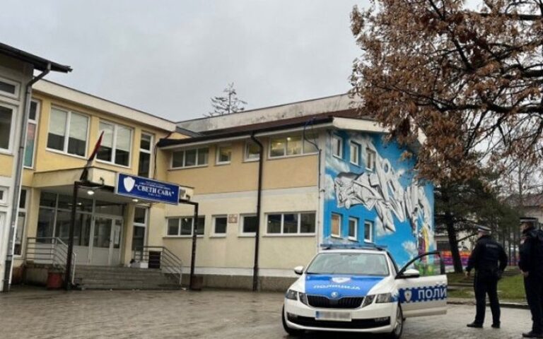 Dojave o bombama u školama u Banjaluci: U toku evakuacija i pregledi