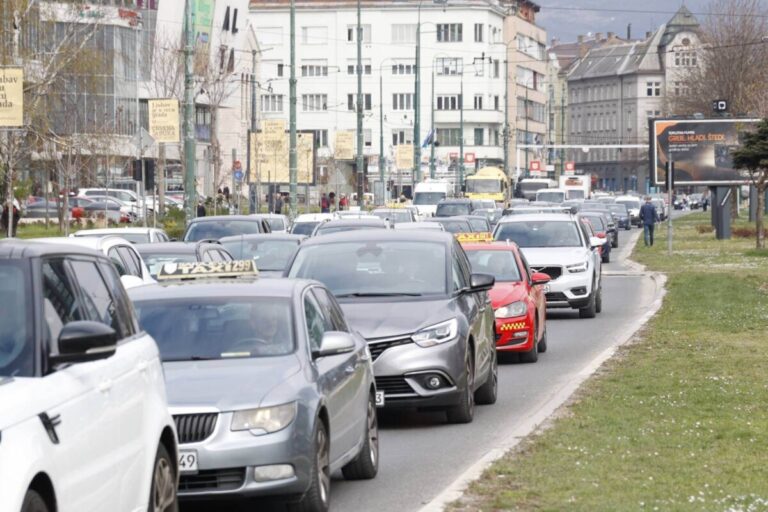 Vozači u BiH imaju nova pravila: Koje su izmjene i šta je treća tablica
