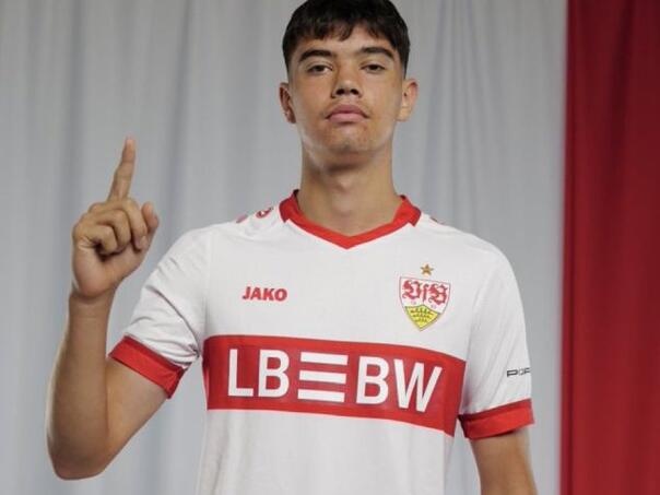 Odbio Srbiju, odabrao BiH: Vodi li Barbarez na Mundijal talenta Stuttgarta? Odbio Srbiju, odabrao BiH: Vodi li Barbarez na Mundijal talenta Stuttgarta?