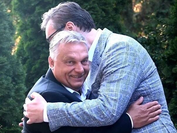 Ukoliko Orban “padne” u nedjelju, Vučiću se “crno piše” Ako Orban izgubi izbore, Vučić ostaje bez ključnog saveznika u EU