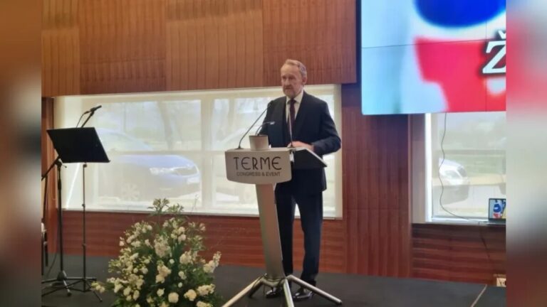 Izetbegović: SDA otvorila 142.000 radnih mjesta, Nikšić manje od 9.000 Izetbegović: SDA otvorila 142.000 radnih mjesta, Nikšić manje od 9.000