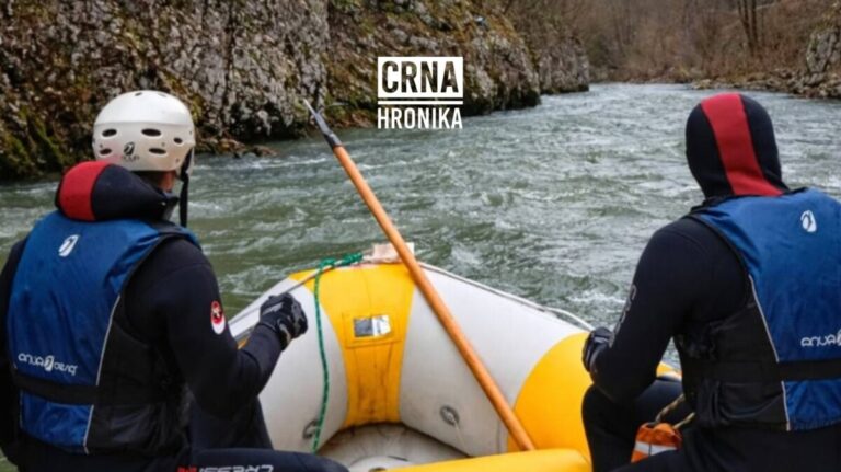 Detalji potrage kod Olova: Izvučeno tijelo Mustafe Karasalihovića, vozača sanitetskog vozila Detalji potrage kod Olova: Izvučeno tijelo Mustafe Karasalihovića, vozača sanitetskog vozila