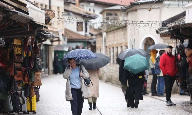 U BiH danas pretežno oblačno s kišom, pljuskovima i grmljavinom