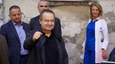 MUP Srbije demantovao navode da je Dačić u bolnici