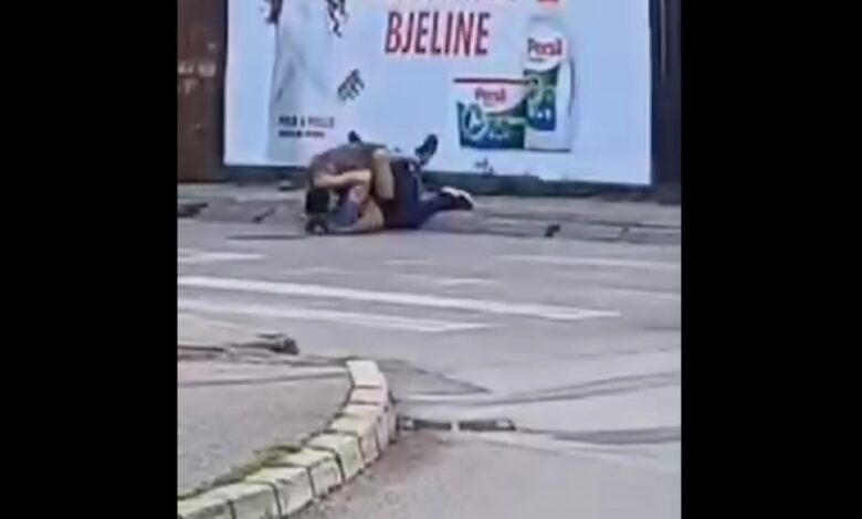 Drama u Banjaluci: Žestoka tuča dvojice muškaraca na ulici
