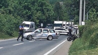 Teška saobraćajna nesreća kod Živinica: Jedna osoba smrtno stradala