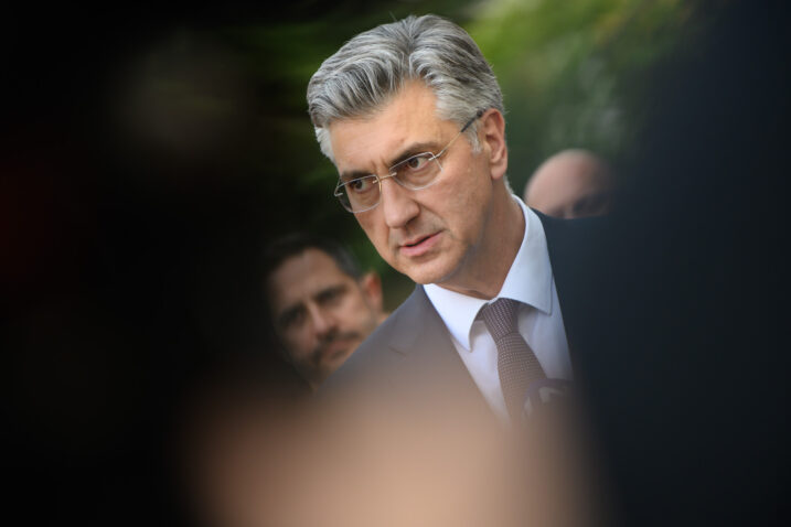 USPJEVA PLAN PLENKOVIĆA? Ovaj čovjek napušta stranku i mogao bi ga približiti važnom cilju