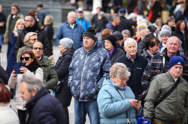 KREĆE VELIKA BORBA: Sprema se plan koji bi umirovljenicima donio velike promjene