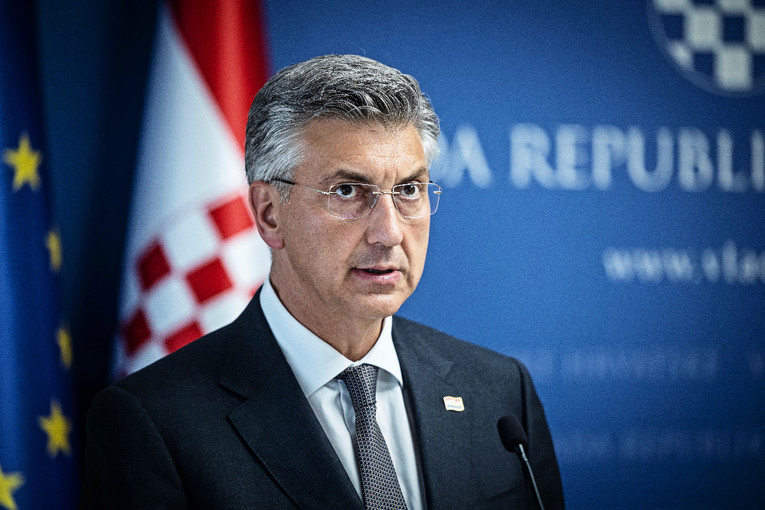 PLENKOVIĆ NIKADA JASNIJI: Iznio podatke zašto se bolje živi u Hrvatskoj: “Imamo mamac…”
