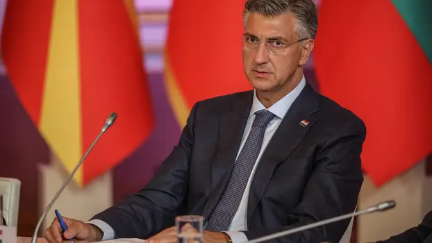 ŽESTOK UDAR PLENKOVIĆA: Iznio stvari koje će izazvati kaos na političkoj sceni