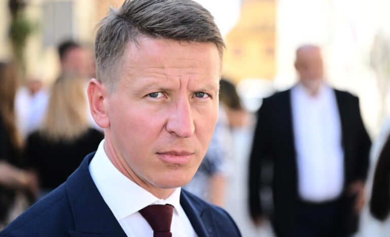 ZUROVEC BIJESAN NA MOŽEMO!: Pršte teške optužbe za zloporabu djece za promociju, traži ostavke i šalje poruku koja će odjeknuti Hrvatskom