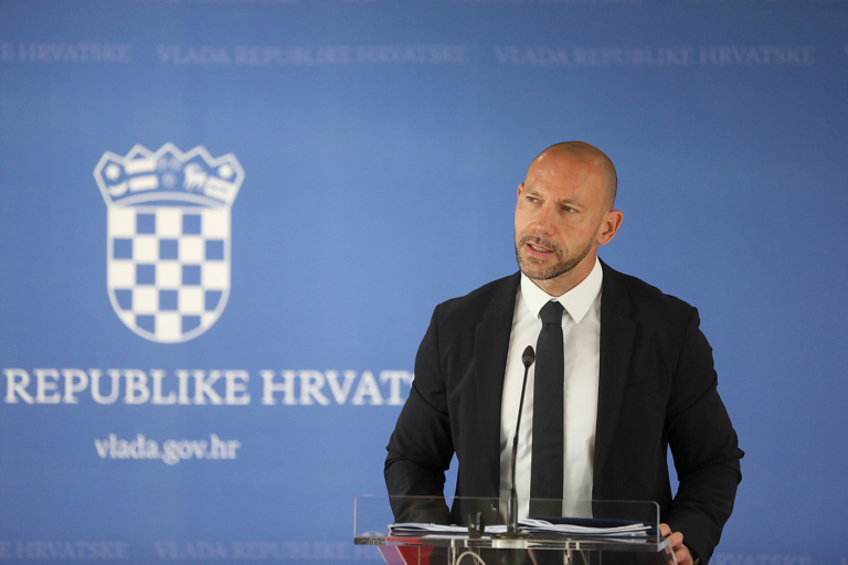UDAR NA DŽEPOVE: Izglasan zakon koji je predložio Habijan, građani bijesni zbog ovih promjena
