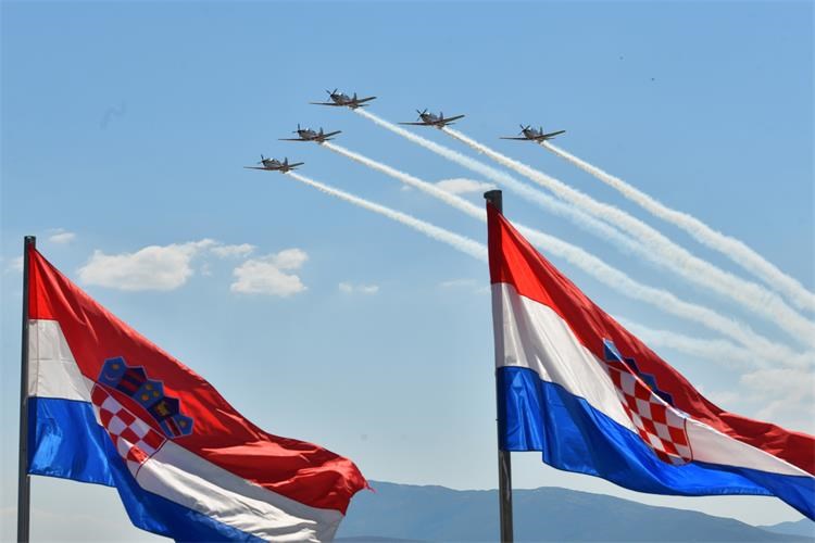 HRVATI ODGOVORILI: Vučić želi “drugo poluvrijeme”, evo tko je i kako stao u obranu Hrvatske
